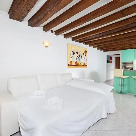 Elegant In Biennale By Bricola *