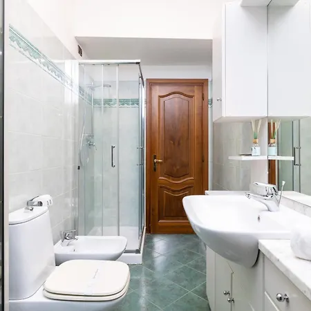 Elegant In Biennale By Bricola Daire