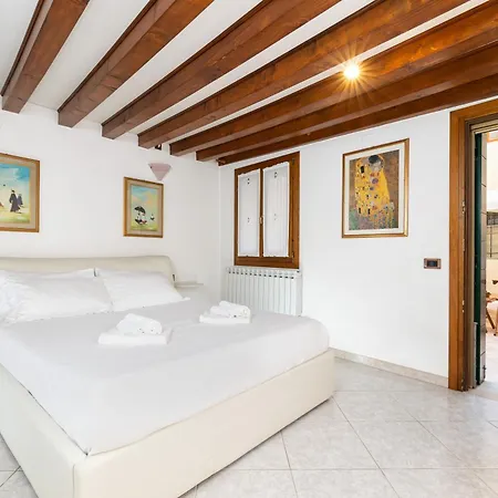 Elegant In Biennale By Bricola