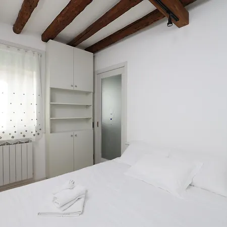 Daire Elegant In Biennale By Bricola *