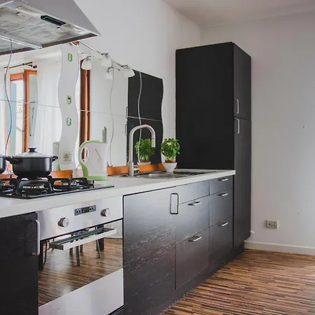 Elegant In Biennale By Bricola Venedik